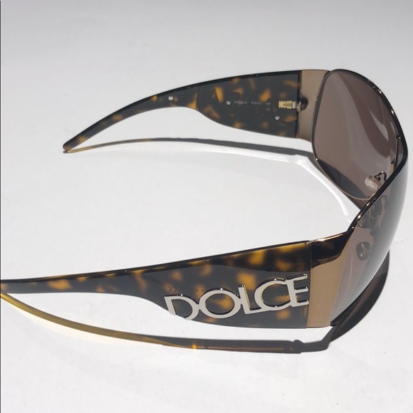 dolce gabbana shield sunglasses
